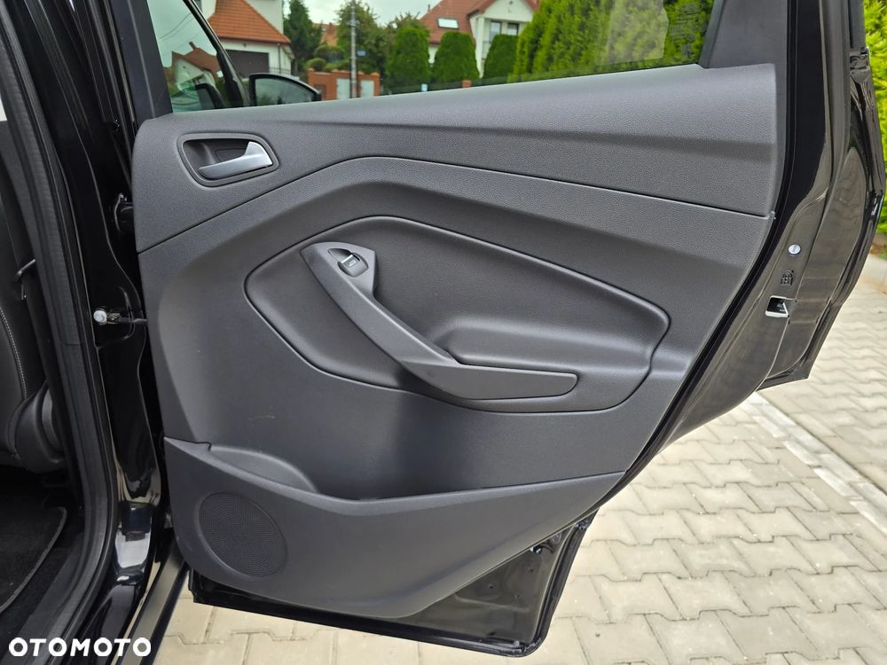 Ford Kuga - 20