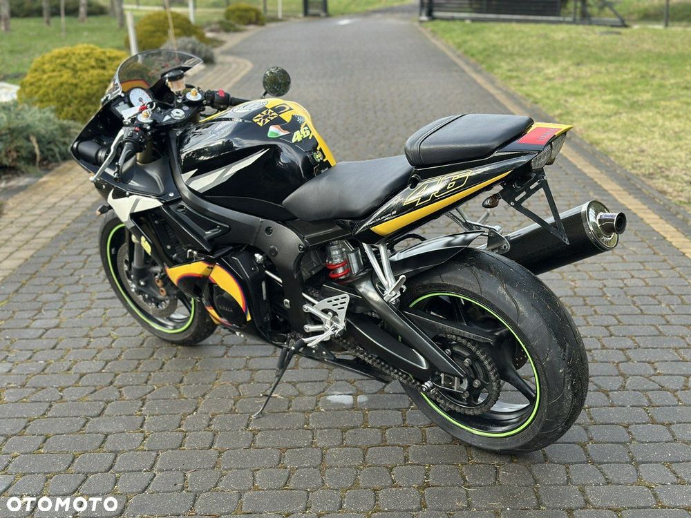 Yamaha R6 - 5