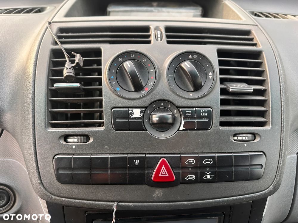 Mercedes-Benz Vito 639.703 - 32