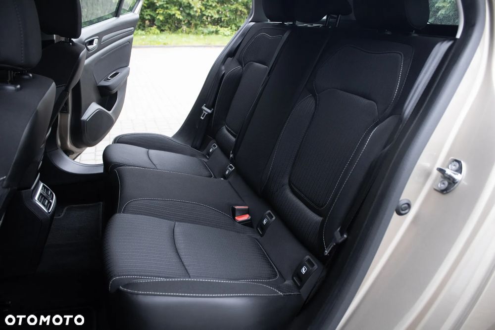 Renault Megane ENERGY TCe 130 EXPERIENCE - 37