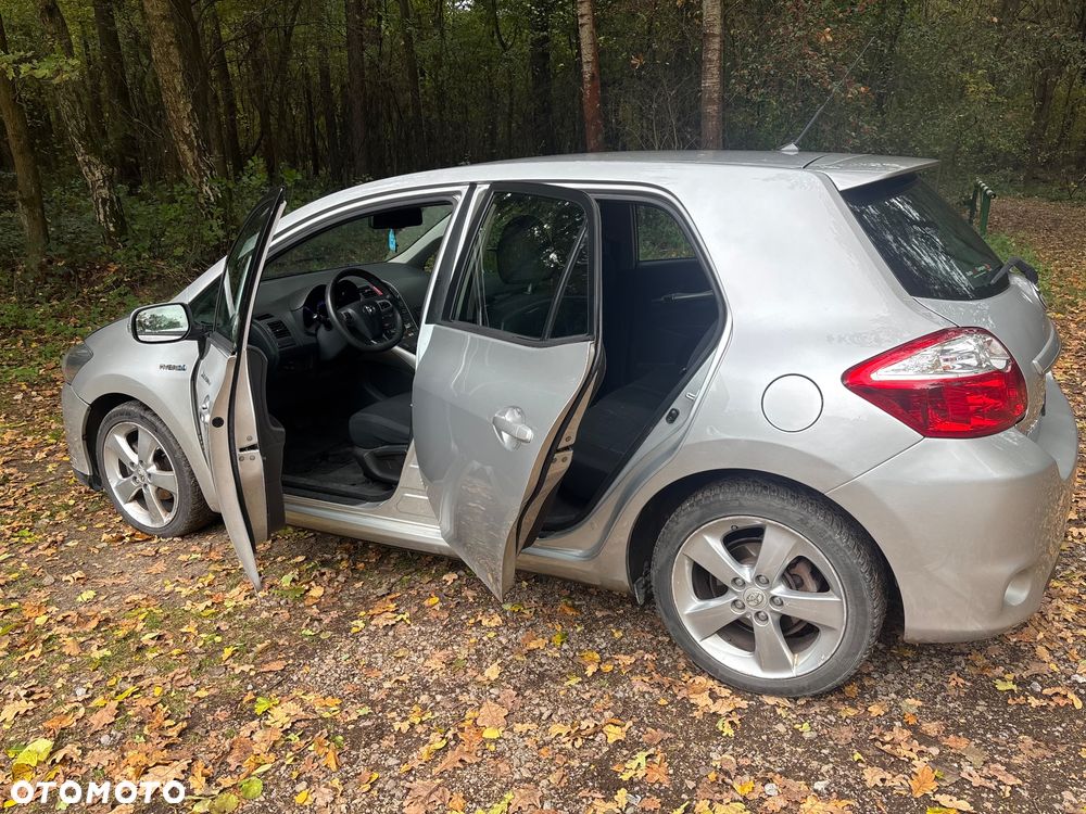 Toyota Auris 1.8 HSD Luna - 12