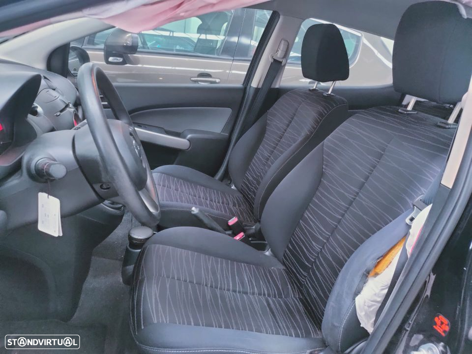 Mazda 2 de 2009 - 9