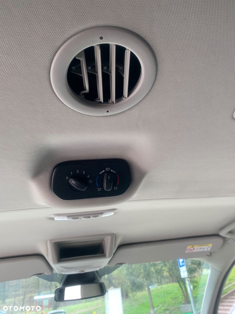 Ford Tourneo Custom 2.0 TDCi L2 Titanium - 38