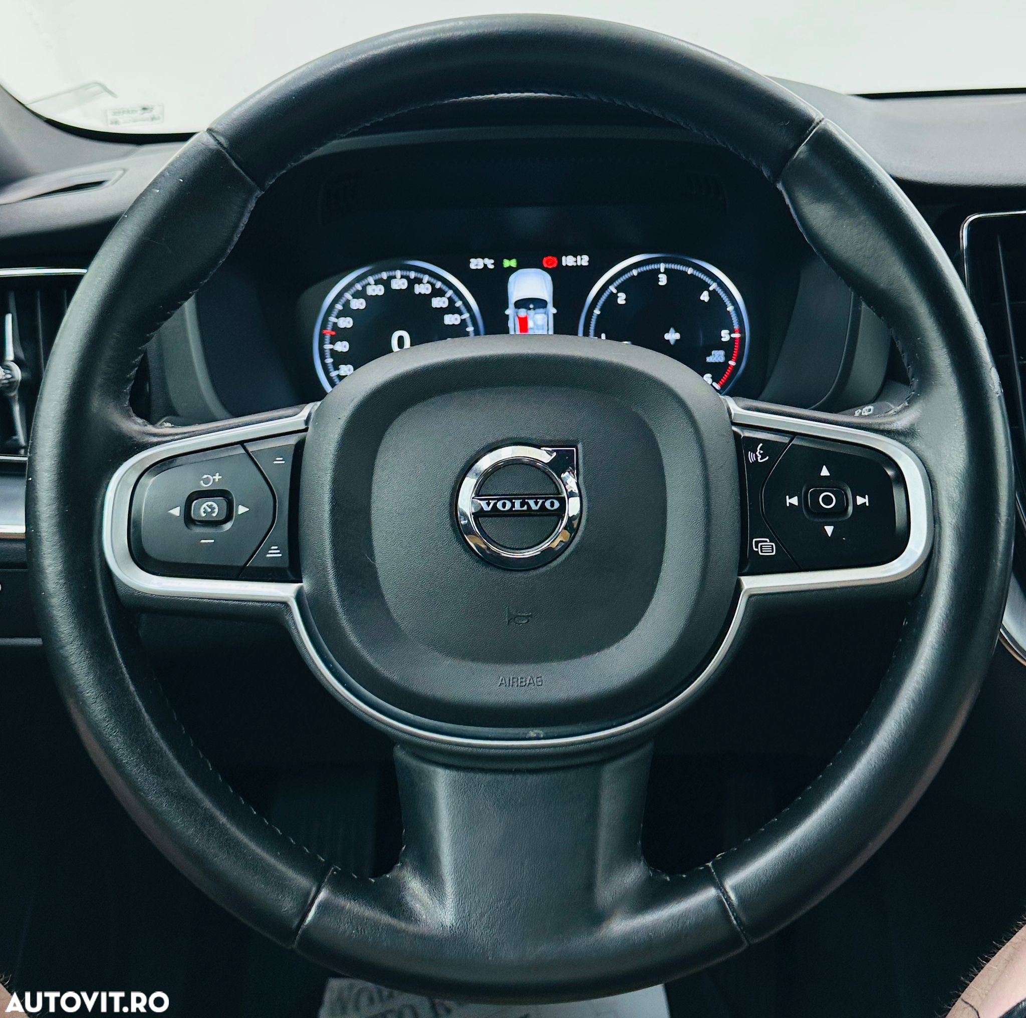 Volvo XC 60 - 37