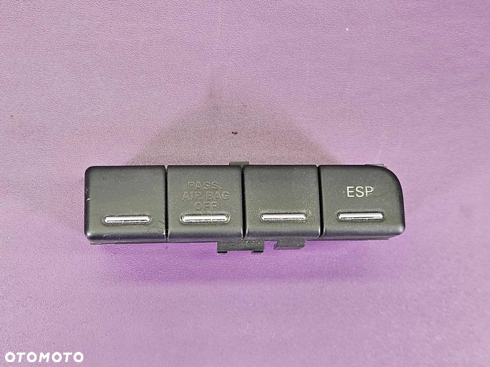 Panel Przycisk Włacznik Wyłącznik ESP Kontrolka Airbag Poduszek Zaślepka UK Angielskie Audi A4 B6 B7 - 1
