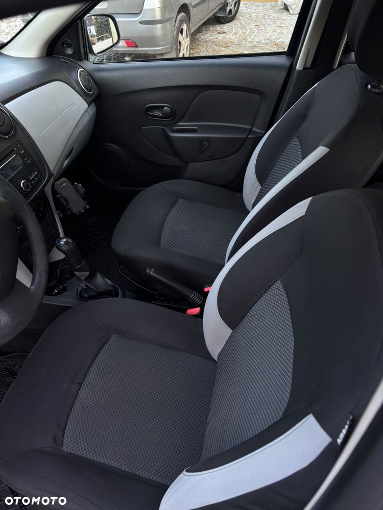 Dacia Sandero - 9