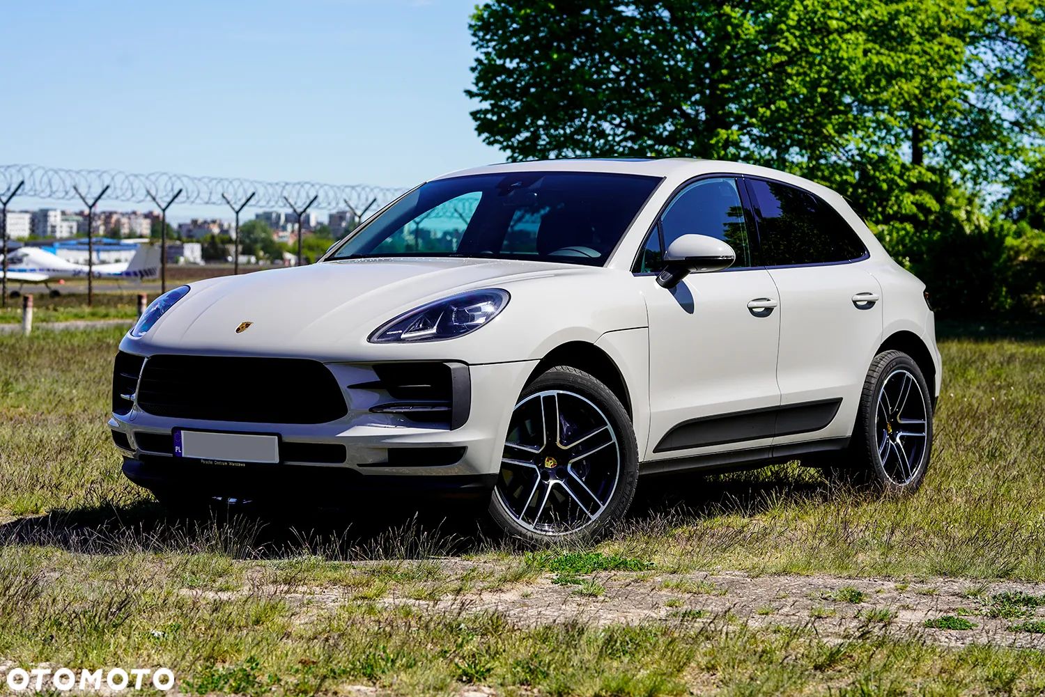 Porsche Macan - 1