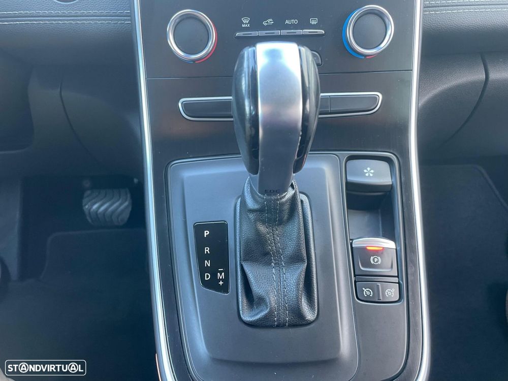 Renault Scénic BLUE dCi 120 EDC BUSINESS EDITION - 26