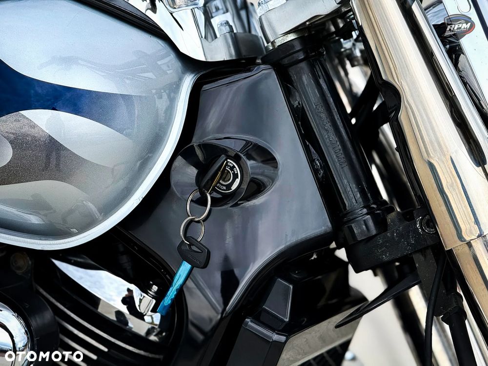 Suzuki VL 800 Volusia - Boulevard C50 - 30
