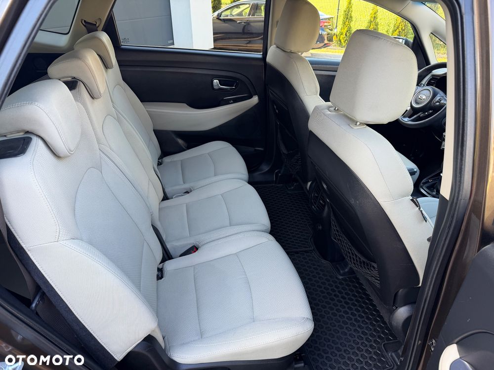 Kia Carens 1.7 CRDi Edition 7 - 19