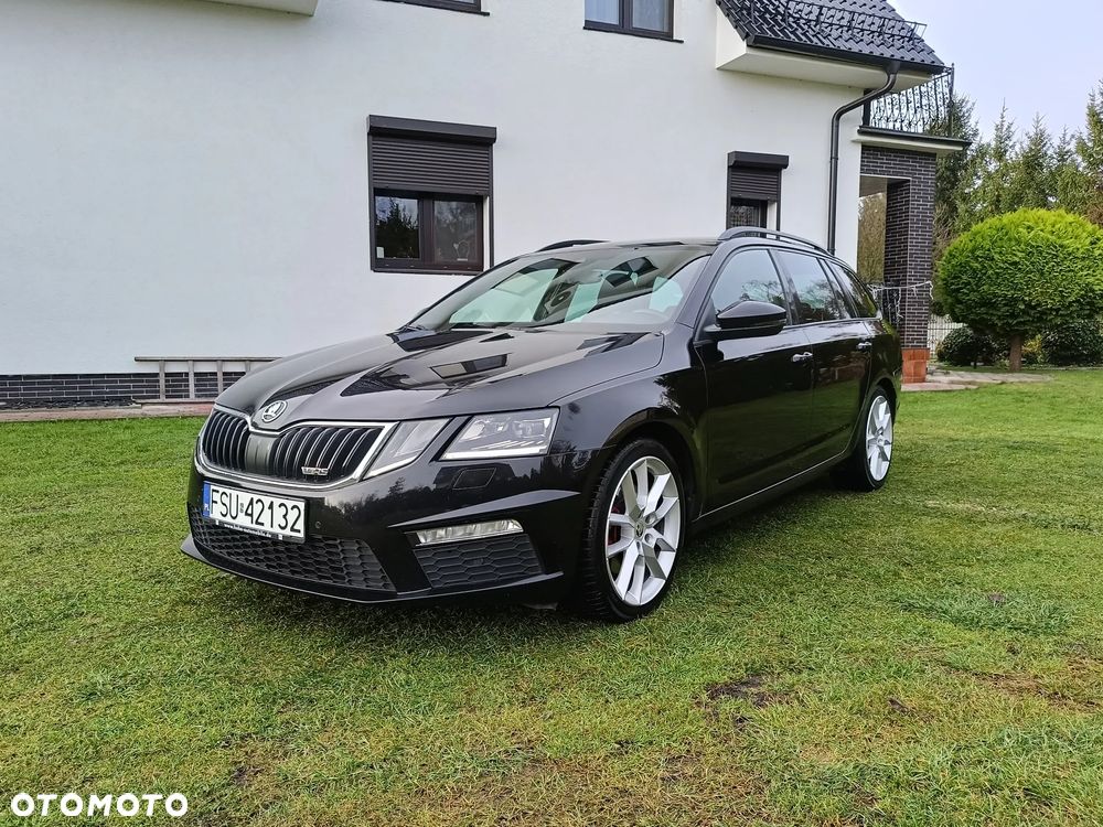 Skoda Octavia 2.0 TDI DSG RS - 1