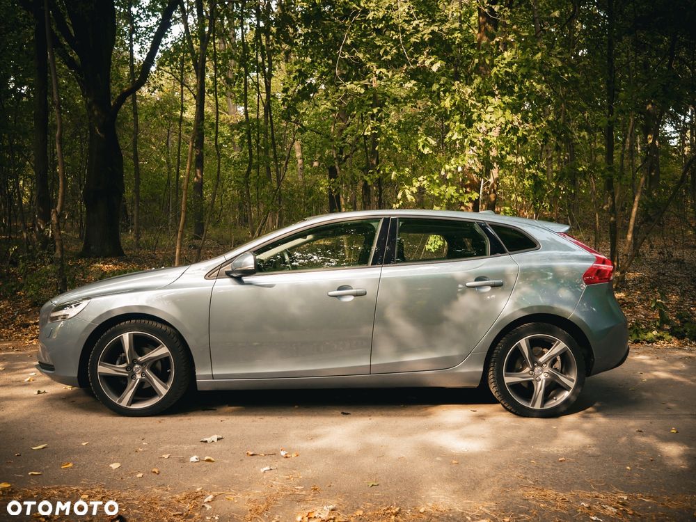 Volvo V40 D2 Momentum - 10