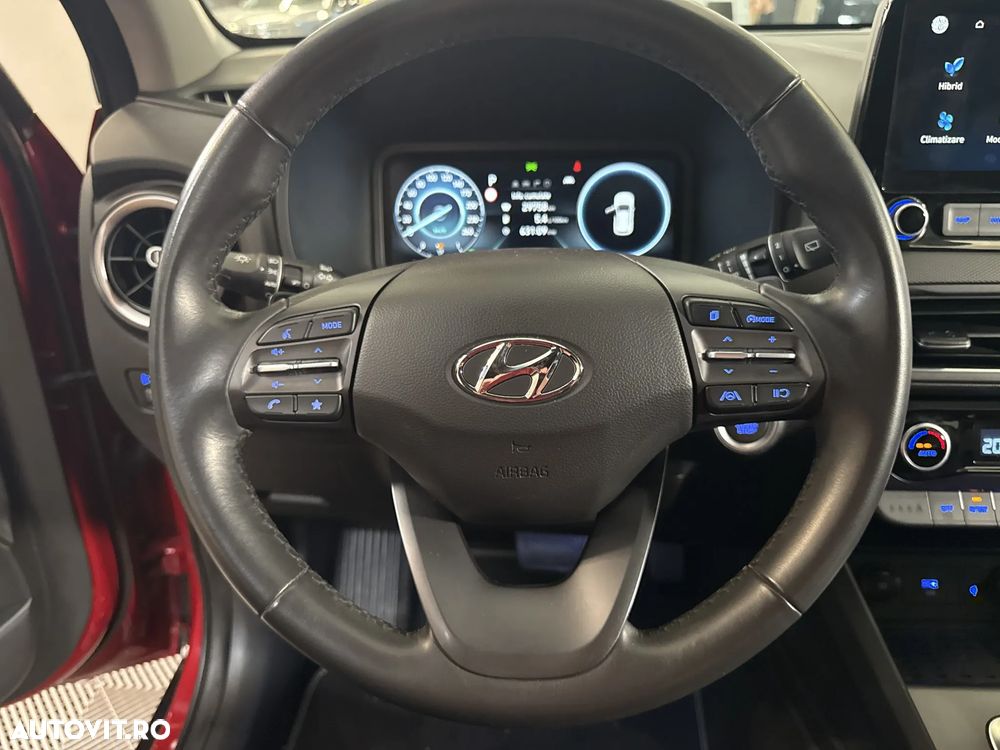 Hyundai KONA - 16