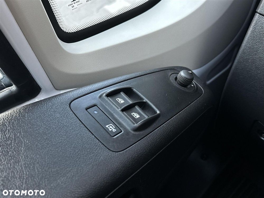 Peugeot boxer 2.2 BlueHDi 140KM L3H2 - 17