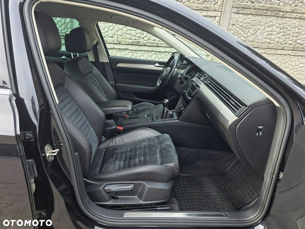 Volkswagen Passat 1.6 TDI (BlueMotion Technology) Comfortline - 20