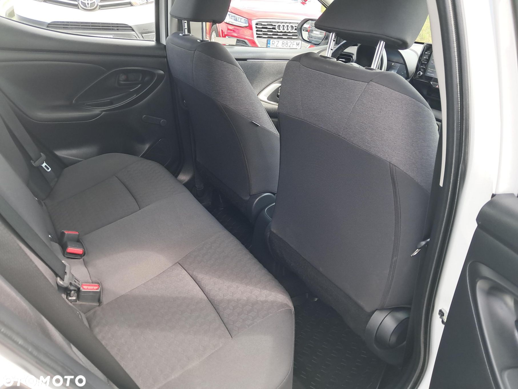 Toyota Yaris - 11