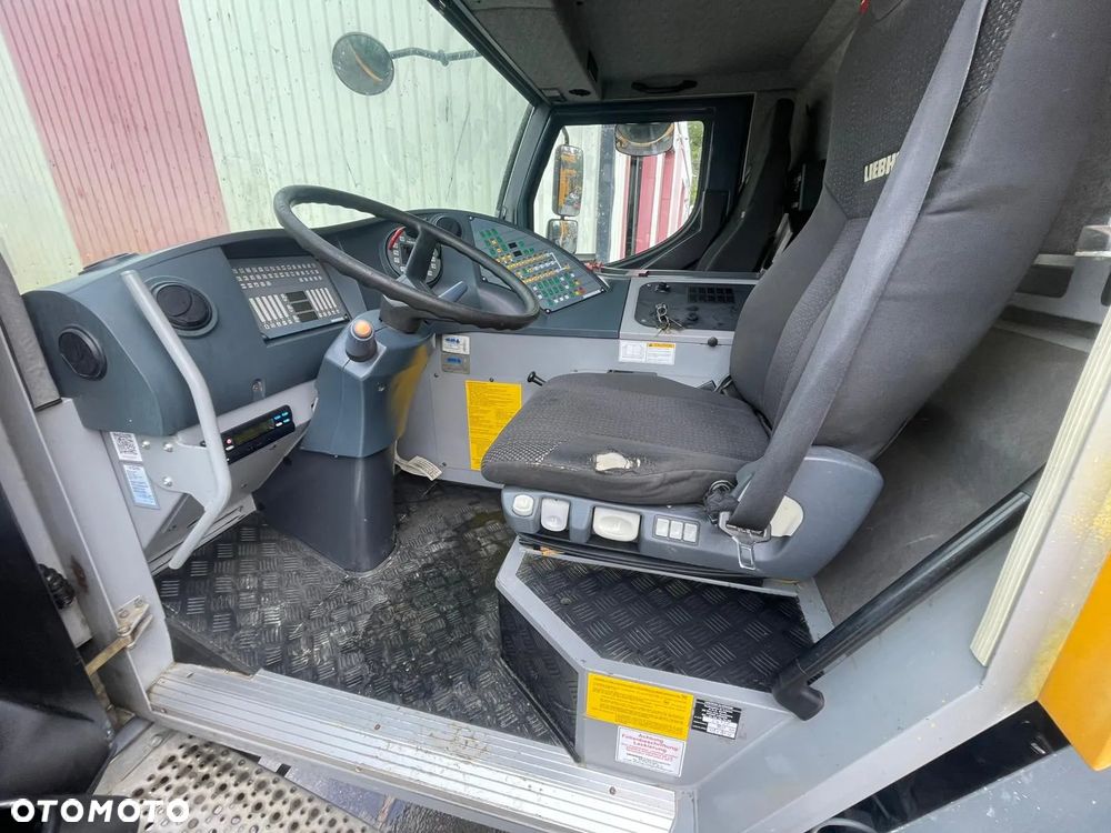 Liebherr LTM 1100-4.2 - 1