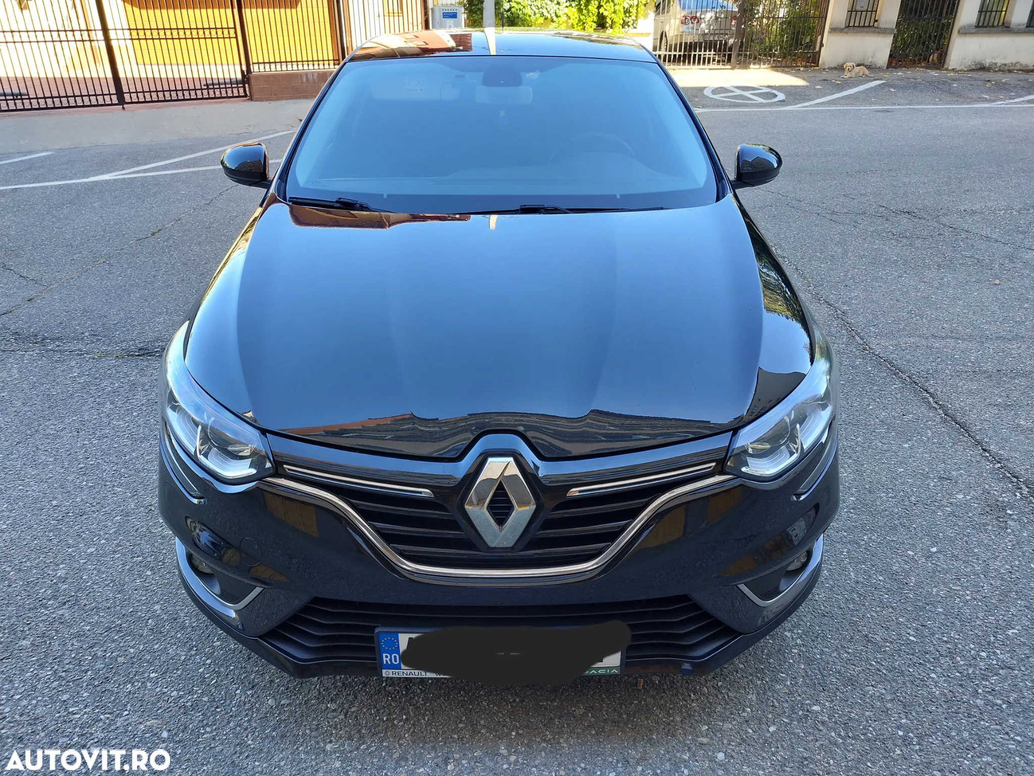 Renault Megane ENERGY TCe Zen - 2