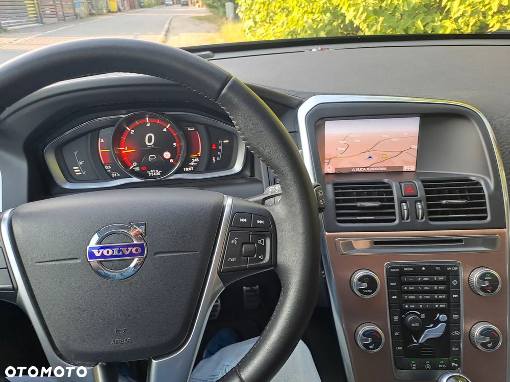 Volvo XC 60 D4 Drive-E Summum - 9
