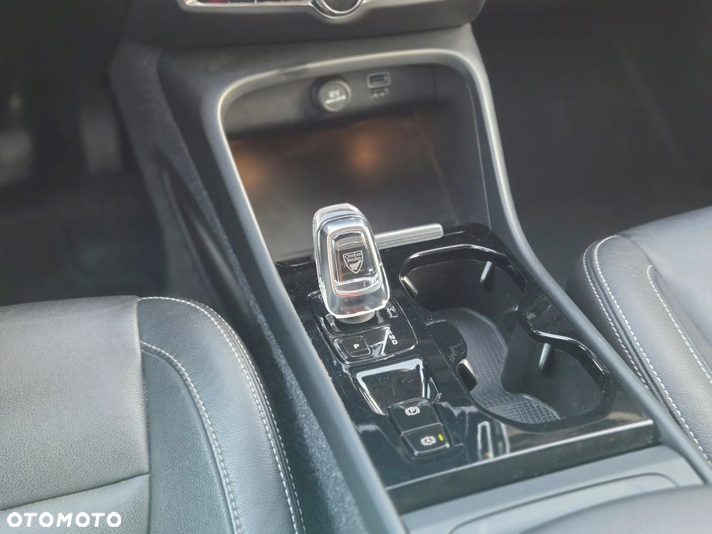 Volvo XC 40 T3 Geartronic Inscription - 14