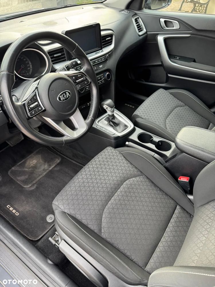 Kia Ceed 1.4 T-GDI M DCT - 8