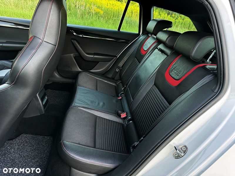 Skoda Octavia 2.0 TDI (Green tec) RS - 16