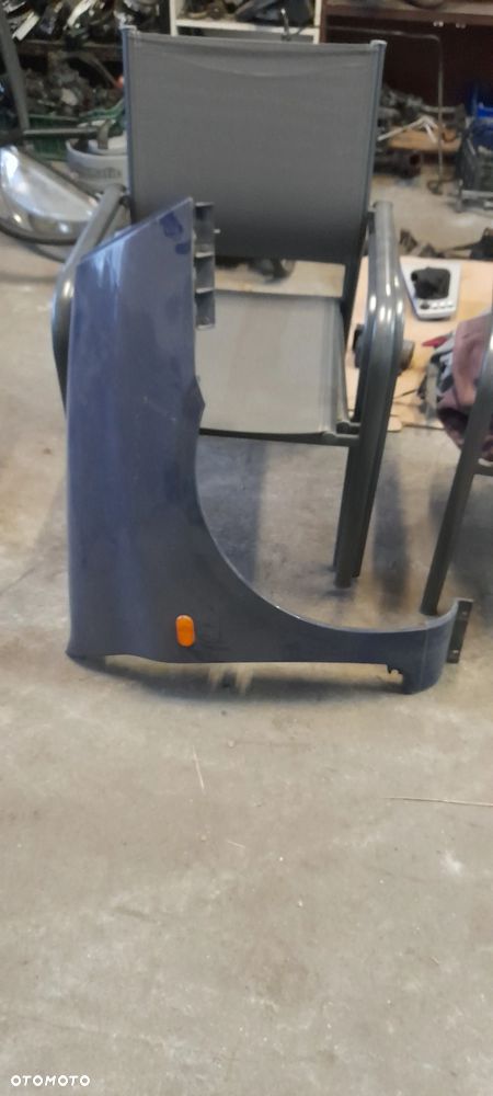 RENAULT THALIA błotnik prawy - 1