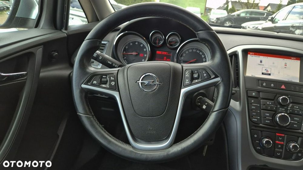 Opel Astra 1.4 Turbo Selection - 23