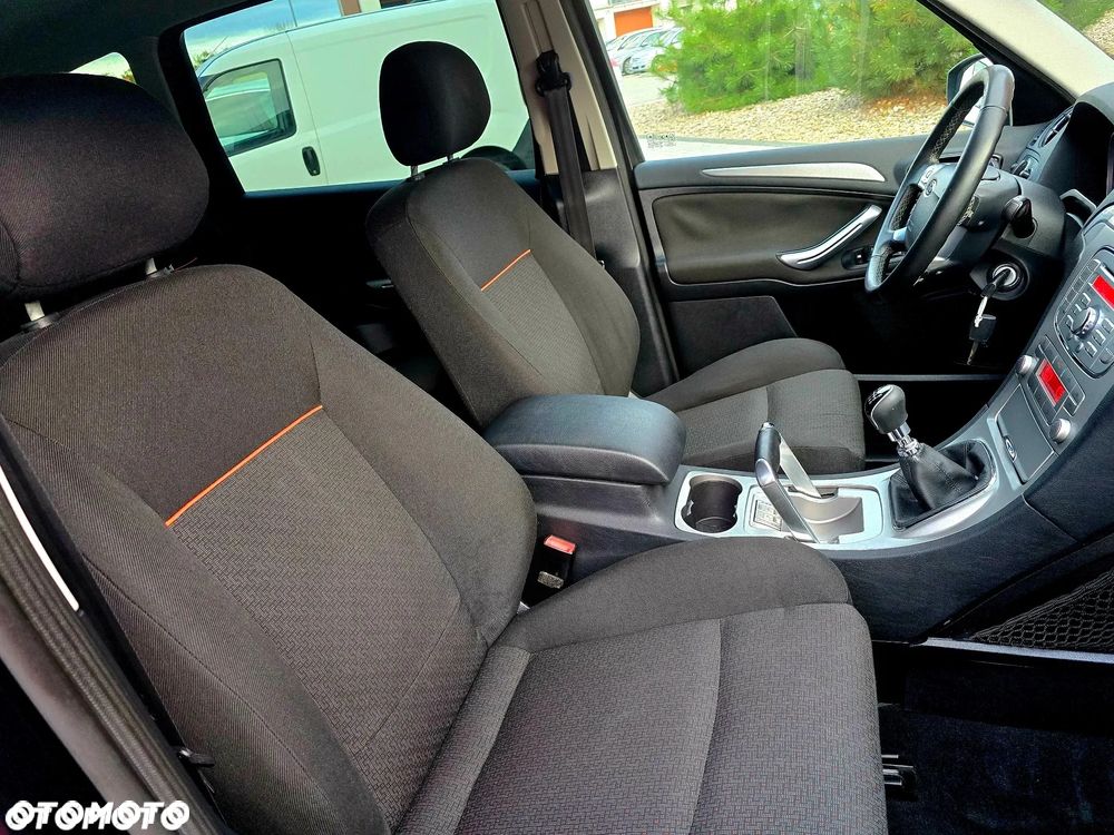 Ford S-Max 2.0 TDCi Titanium - 30