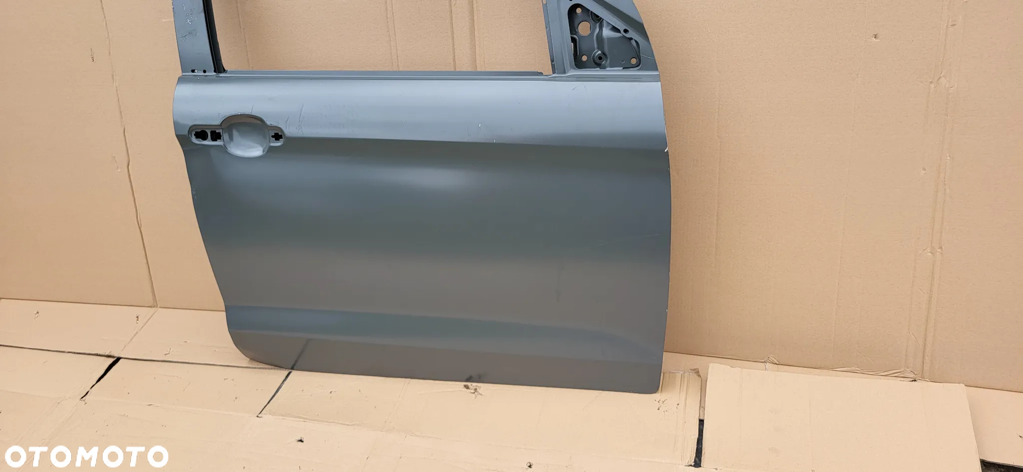 DRZWI PRAWY PRZOD FORD KA PLUS - 2