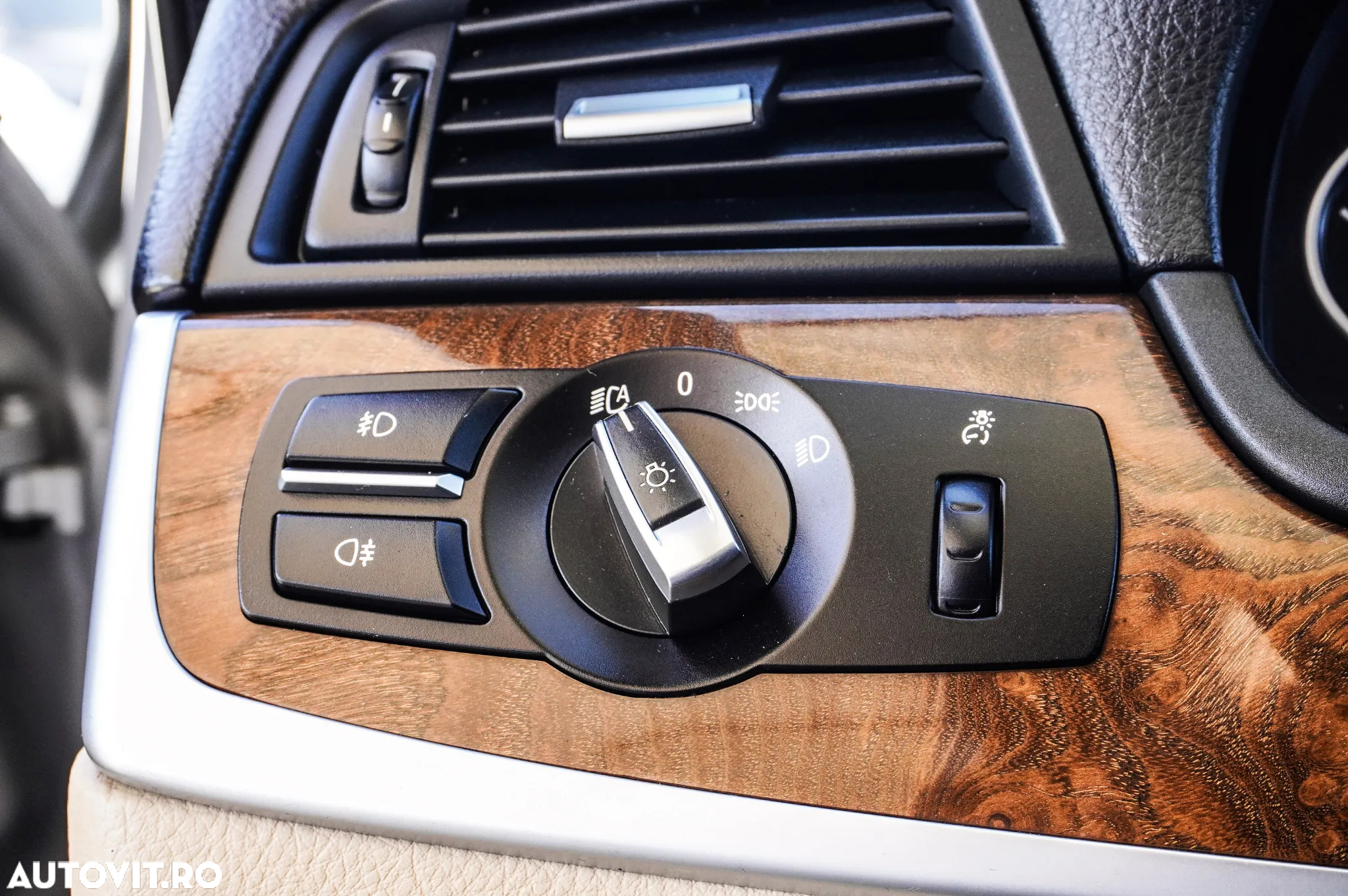 BMW Seria 5 - 32