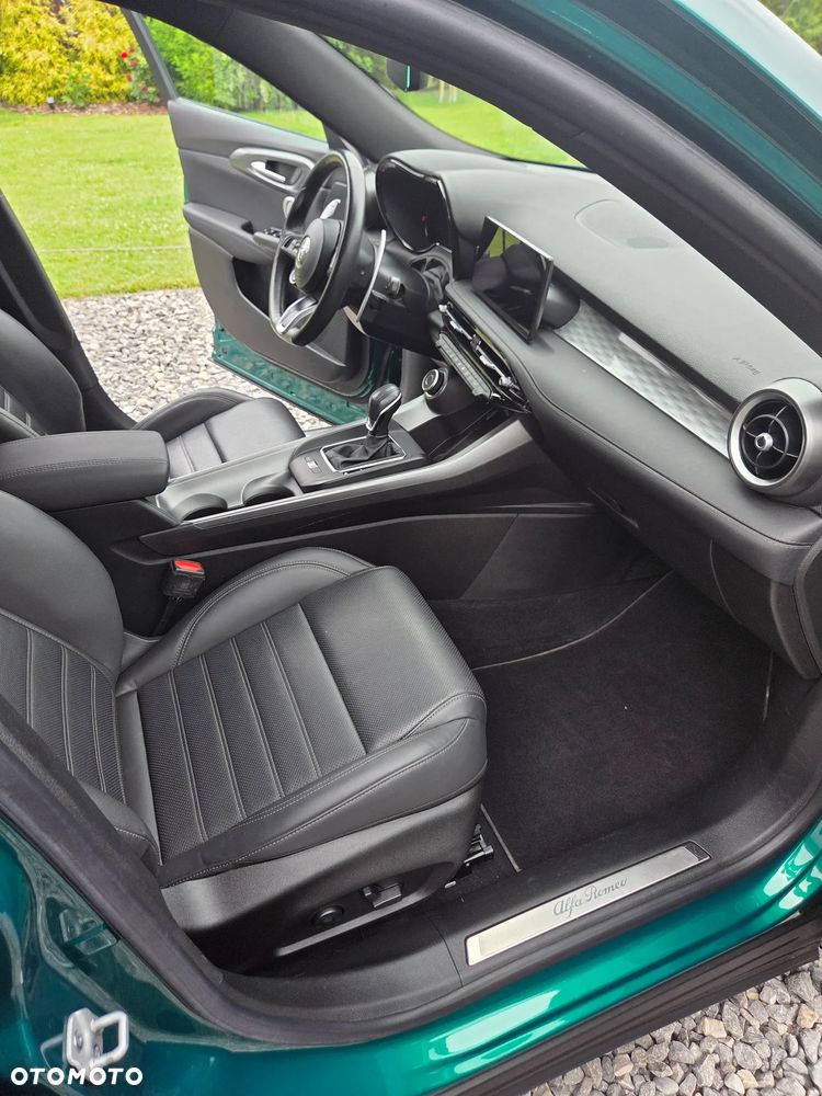 Alfa Romeo Tonale 1.5 T4 GSE mHEV Veloce DCT - 10