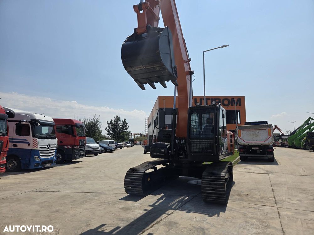 Hitachi 22tone, ZX220, 2025, 8h, NOU, CUPA 1,3mc, inst picon pe brate, aer conditionat, scaun operator pneumatic, CE, posibilitate leasing 5 ani-PROMOTIE 109.500 EUR+Tva - 9