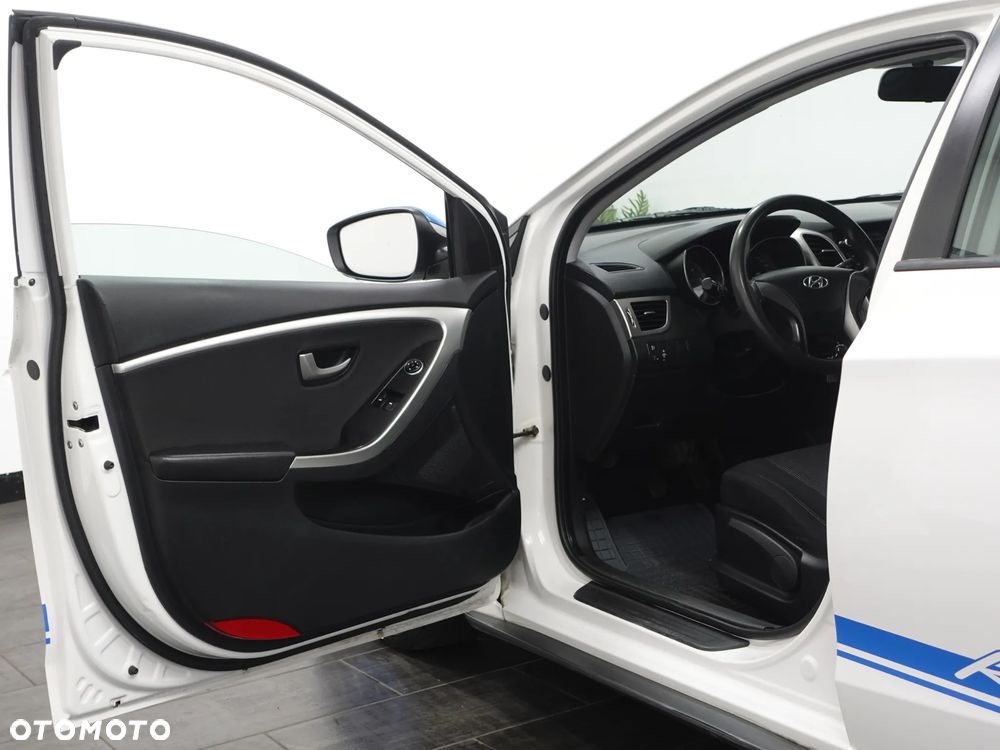 Hyundai i30 - 16