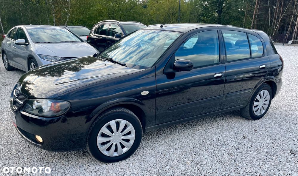 Nissan Almera 1.5 visia - 12