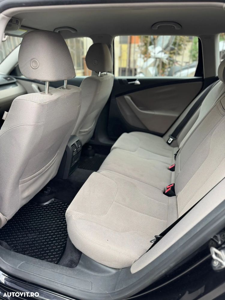 Volkswagen Passat Variant 2.0 TDI Comfortline DPF 4Motion - 7