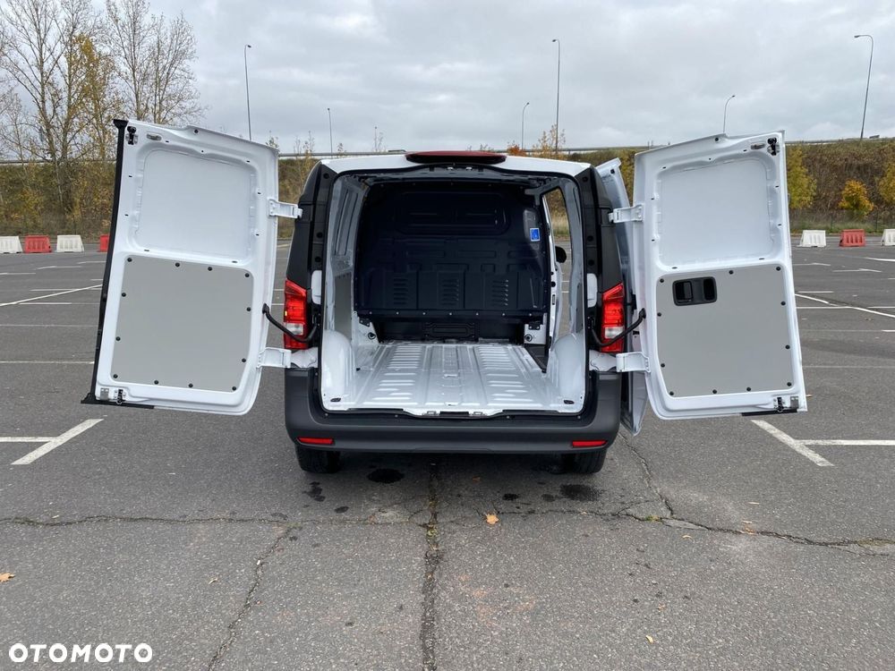 Mercedes-Benz Vito - 18