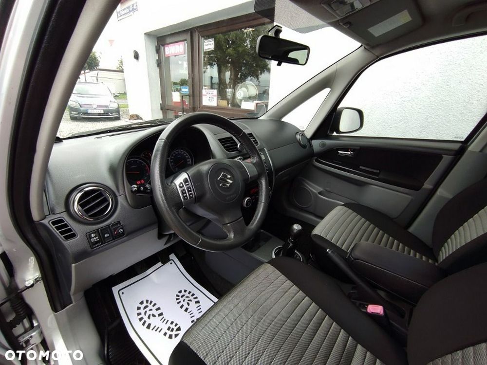 Suzuki SX4 - 9