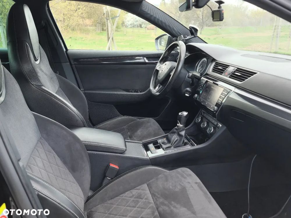 Skoda Superb 1.8 TSI Sportline - 19