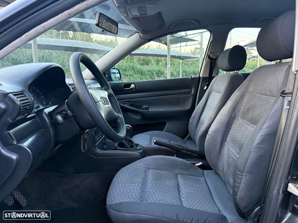 Audi A4 1.6 Plus - 8