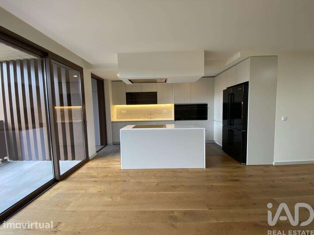 Apartamento T3 em Oliveira do Douro de 118,00 m2 - Grande imagem: 3/30