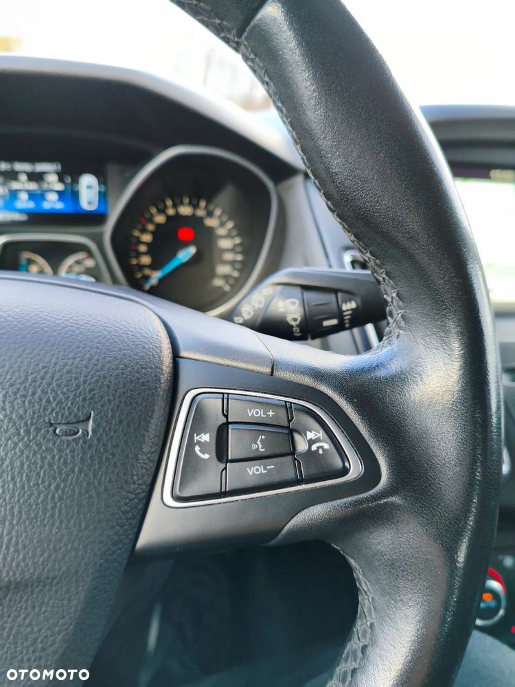 Ford Focus 1.5 TDCi Titanium ECOnetic ASS - 19