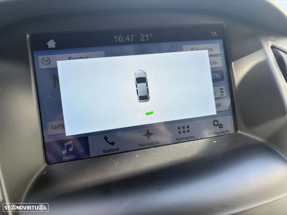 Ford Focus 1.0 EcoBoost S&S COOL&CONNECT DESIGN - 44