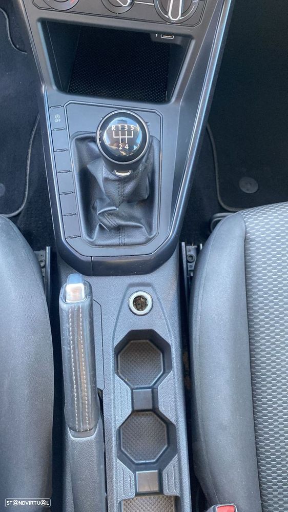 VW Polo 1.0 Trendline - 12