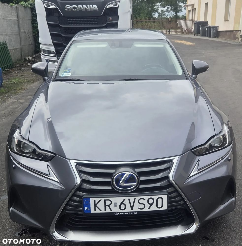 Lexus IS - 21