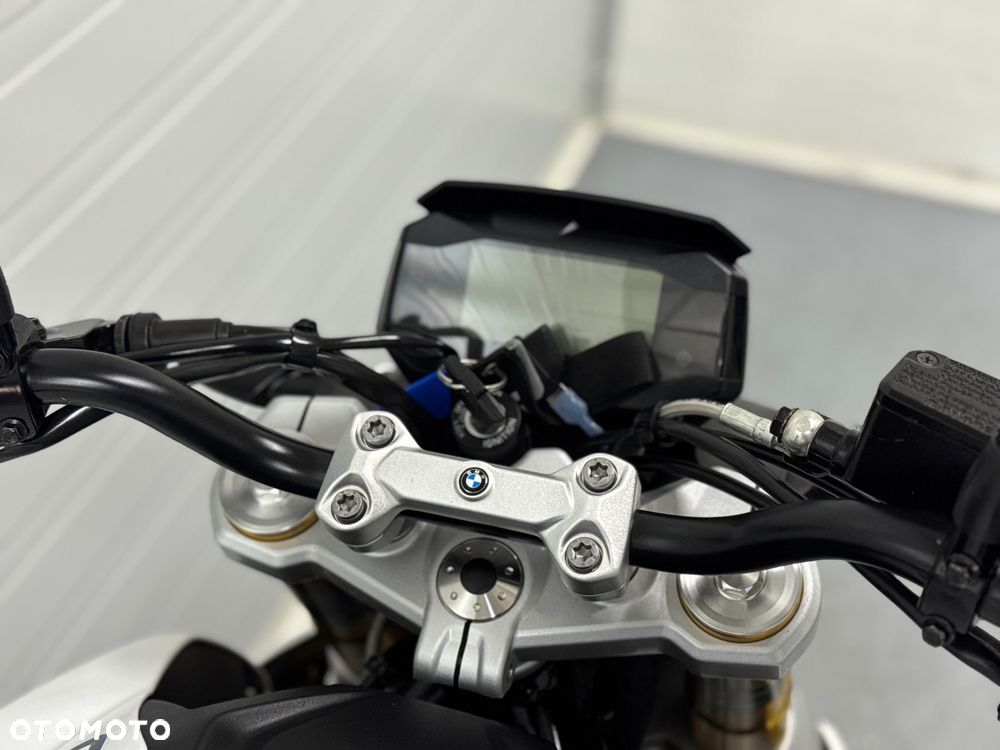 BMW G - 15