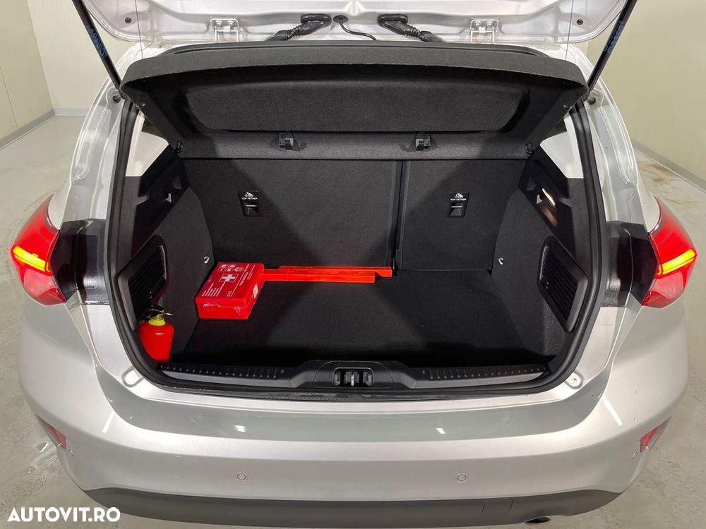 Ford Focus 1.5 EcoBlue Titanium Business - 12