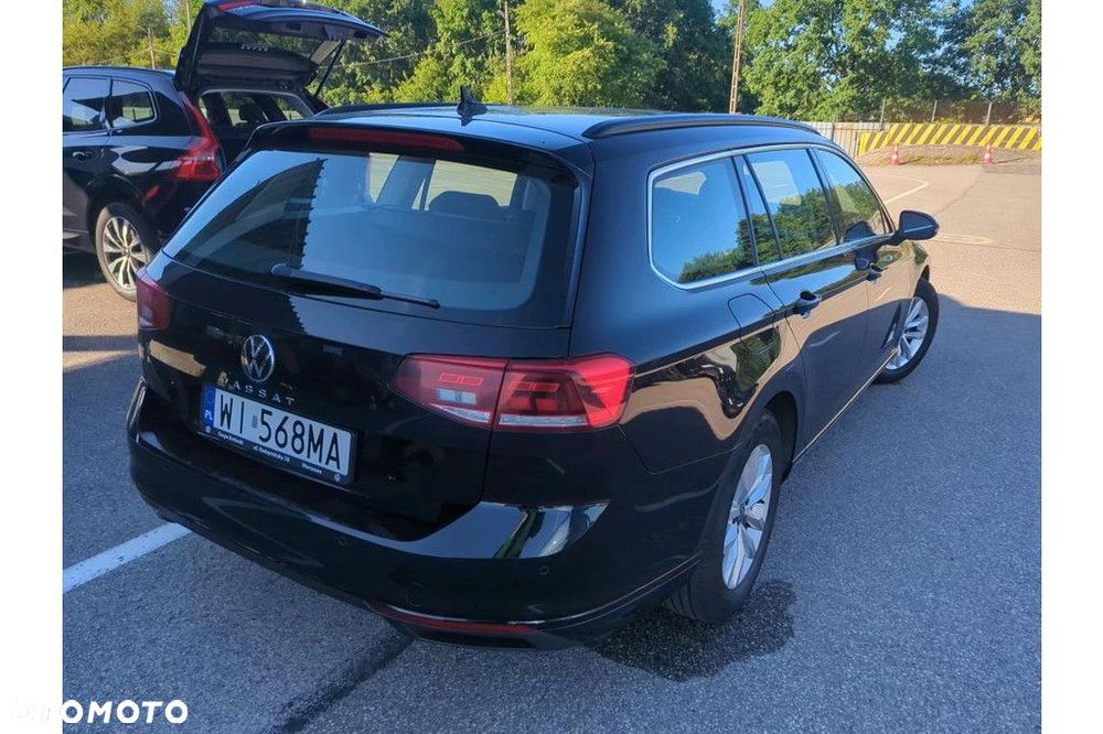 Volkswagen Passat Variant 2.0 TDI EVO Business DSG - 3