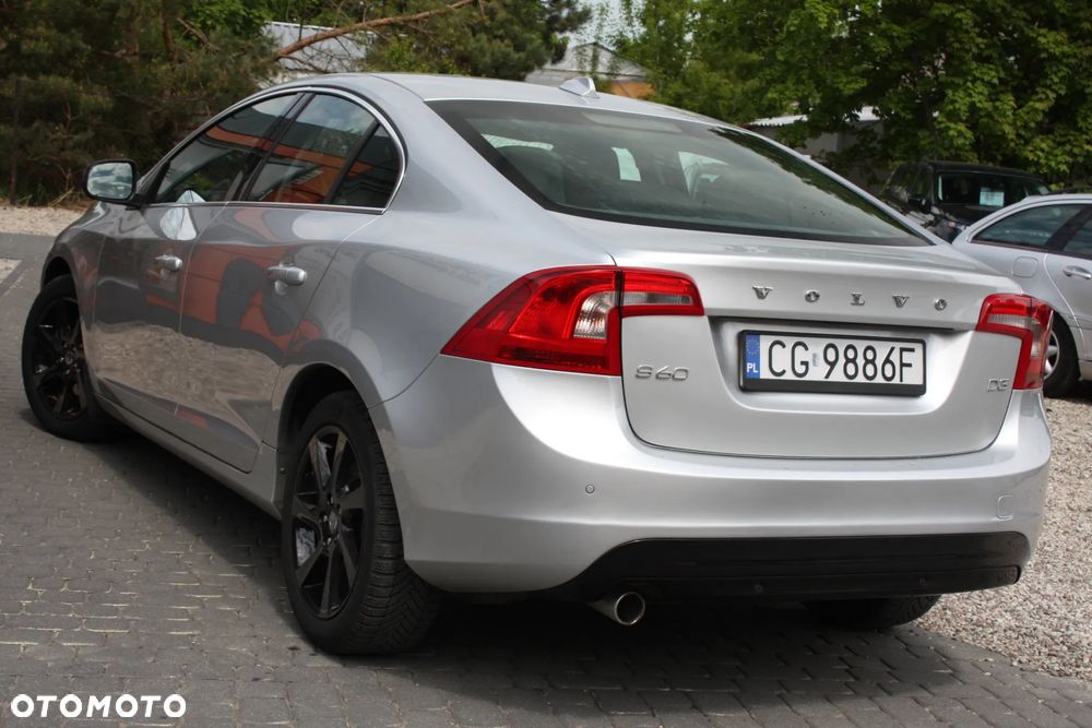 Volvo S60 D3 Geartronic Momentum - 5