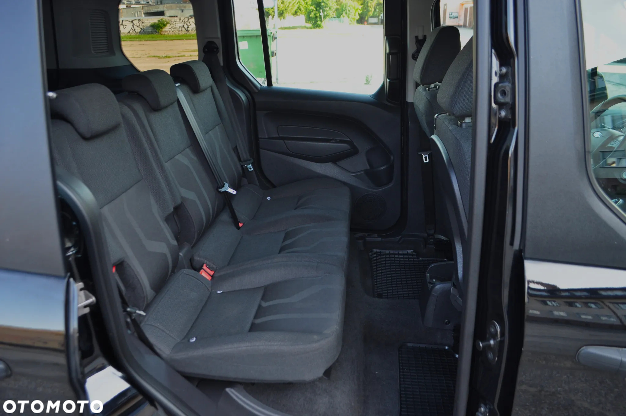 Ford Tourneo Connect 1.5TDCi Trend - 24